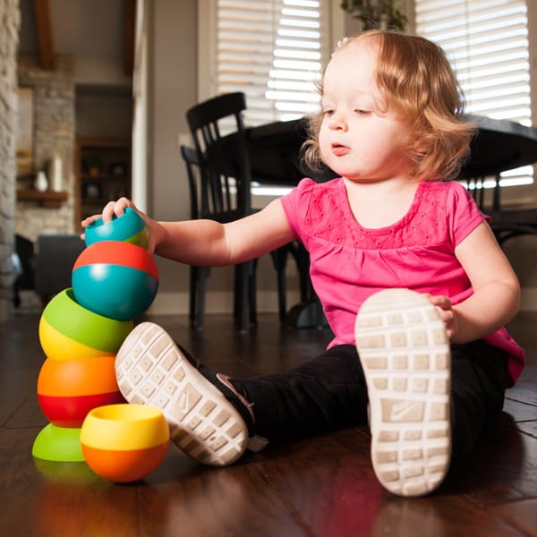 Kule Tobbles - wieża - Fat Brain Toys