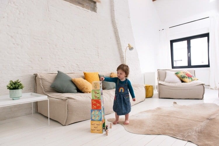 Piramida edukacyjna dzikie zwierzęta 5 klocków + figurki scratch