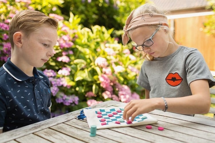 Warcaby, szachy, kółko i krzyżyk - 3w1 - gry planszowe podróżne BS Toys