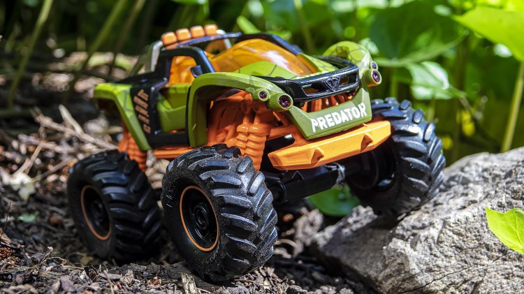 samochód terenowy jurajskie bestie Modarri turbo truck 4