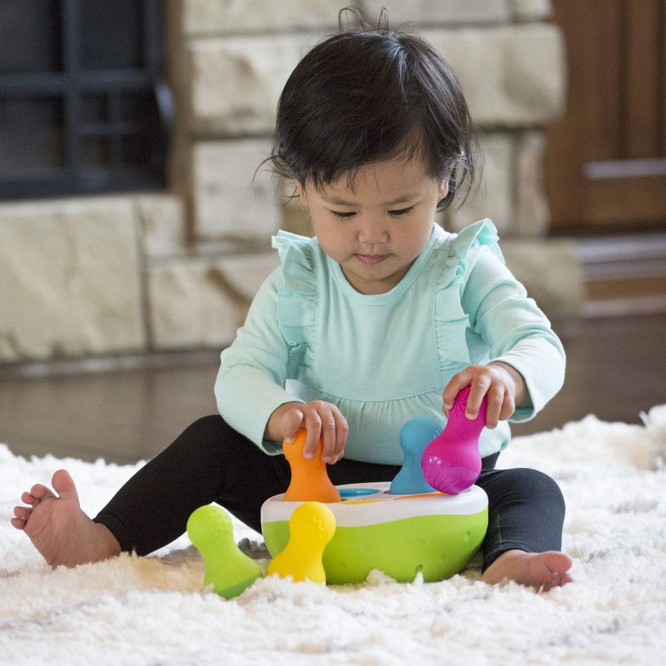 Sorter kolorowe wańki wstańki SpinnyPins Fat Brain Toys 5