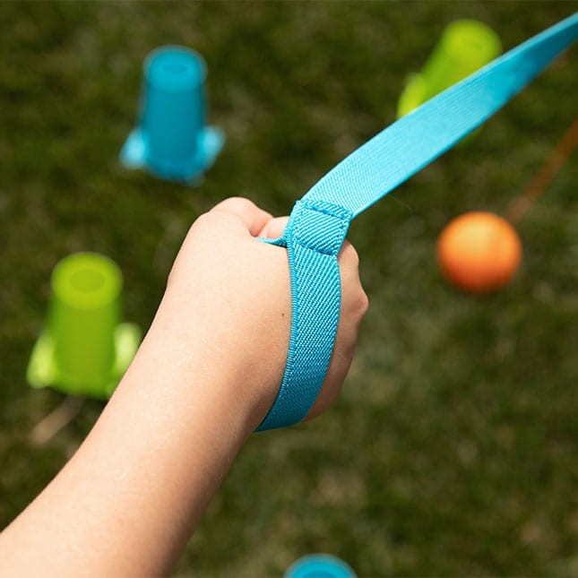 Przeciąganie i zbijanie Swipeshot  Fat Brain Toys 2