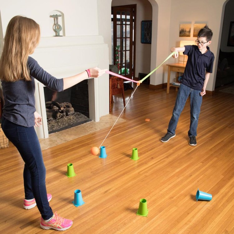 Przeciąganie i zbijanie Swipeshot  Fat Brain Toys 4