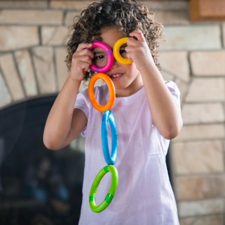 Sprytne kółeczka magnetyczne 5 szt TinkerRings Fat Brain Toys 7