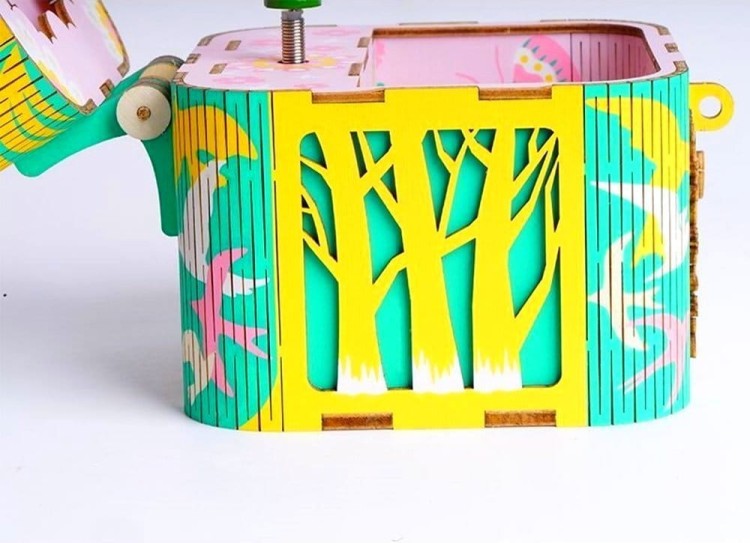 Pozytywka Balerina w drewnianej szkatułce DIY Robotime 3