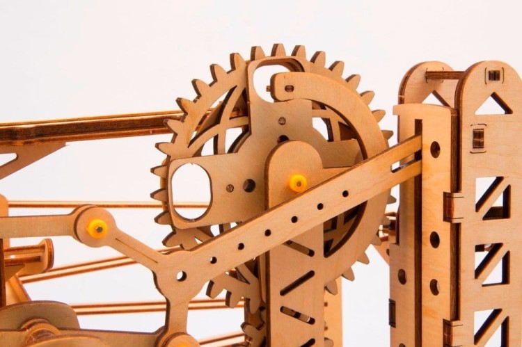 Tor dla kulek drewniany mechaniczny DIY model 3D Robotime 11