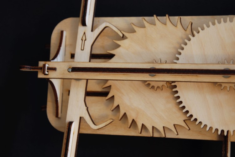 Drewniany zegar mechaniczny z wahadłem DIY 36 x 18 cm  2