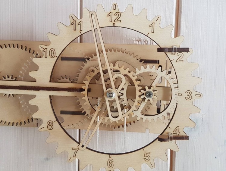 Drewniany zegar mechaniczny z wahadłem DIY 36 x 18 cm  10