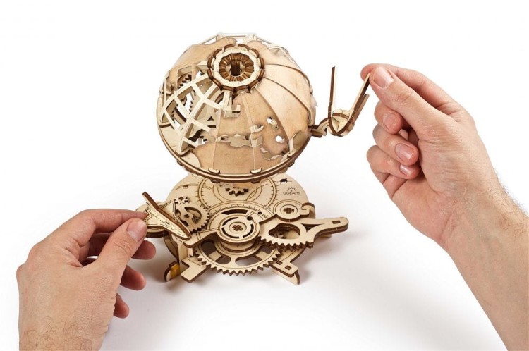 Globus model mechaniczny do składania 184 el. Ugears 7