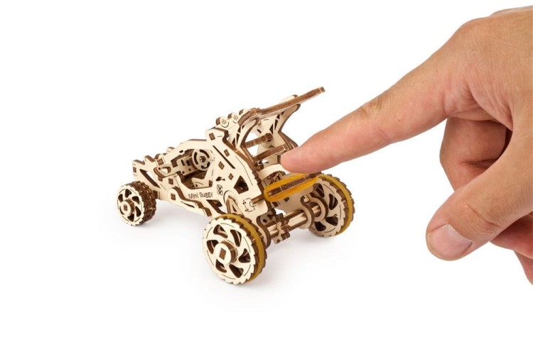 Mini buggy auto model mechaniczny do składania 80 el. Ugears 11