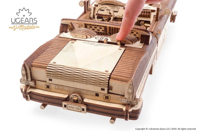 Kabriolet marzeń model mechaniczny do składania 739 el. Ugears 3