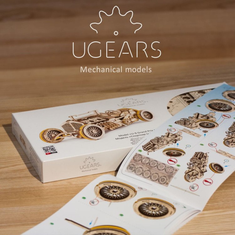 Auto wyścigowe U-9 model mechaniczny do składania 348 el. Ugears 8