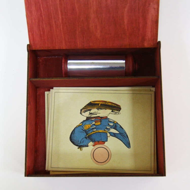 Anamorfoskop - przyrząd optyczny wygięte lustro Animation Toys 8