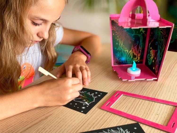 Zestaw artystyczny Lampion zdrapka Box candiy - różowy pastelowy Jednorożec 4