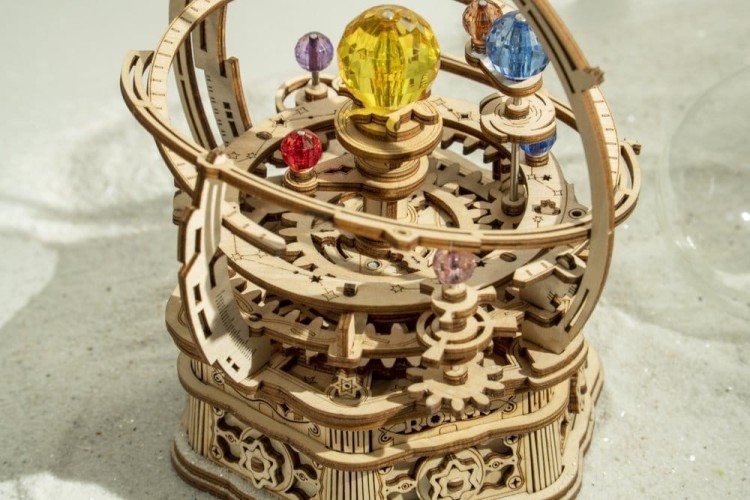 Pozytywka Gwieździsta Noc drewniany model 3D Robotime 6