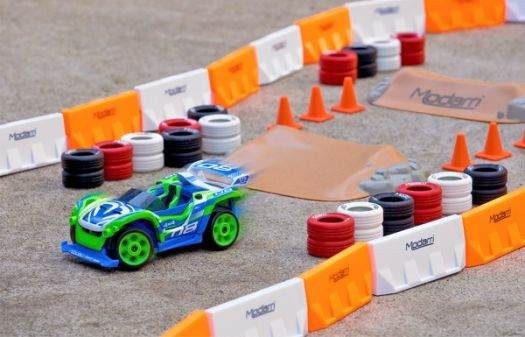 Samochód Modarri super delux zestaw rajdowy - Thoughtfull Toys 2