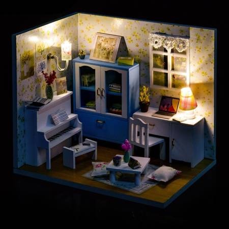 pol_pm_LITTLE-STORY-Skladany-Drewniany-Model-LED-Annas-Room-677_6.jpg