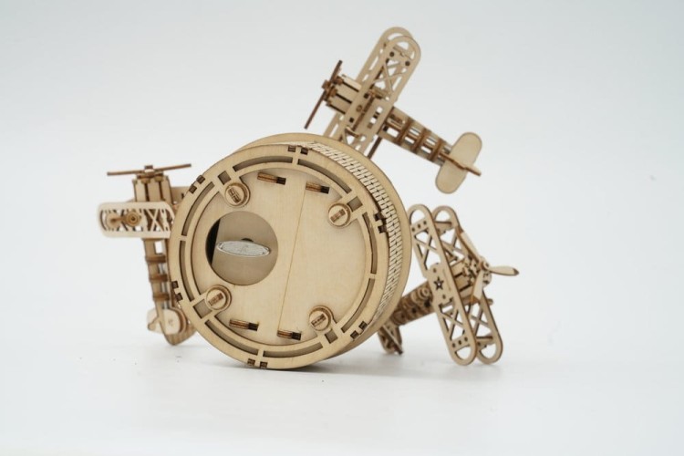pol_pl_ROBOTIME-Drewniane-Puzzle-3D-Pozytywka-Wieza-Kontroli-Lotow-581_6.jpg