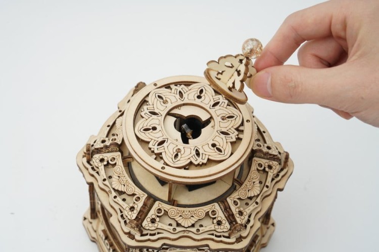 pol_pl_ROBOTIME-Drewniane-Puzzle-3D-Pozytywka-Sekretny-Ogrod-583_10.jpg