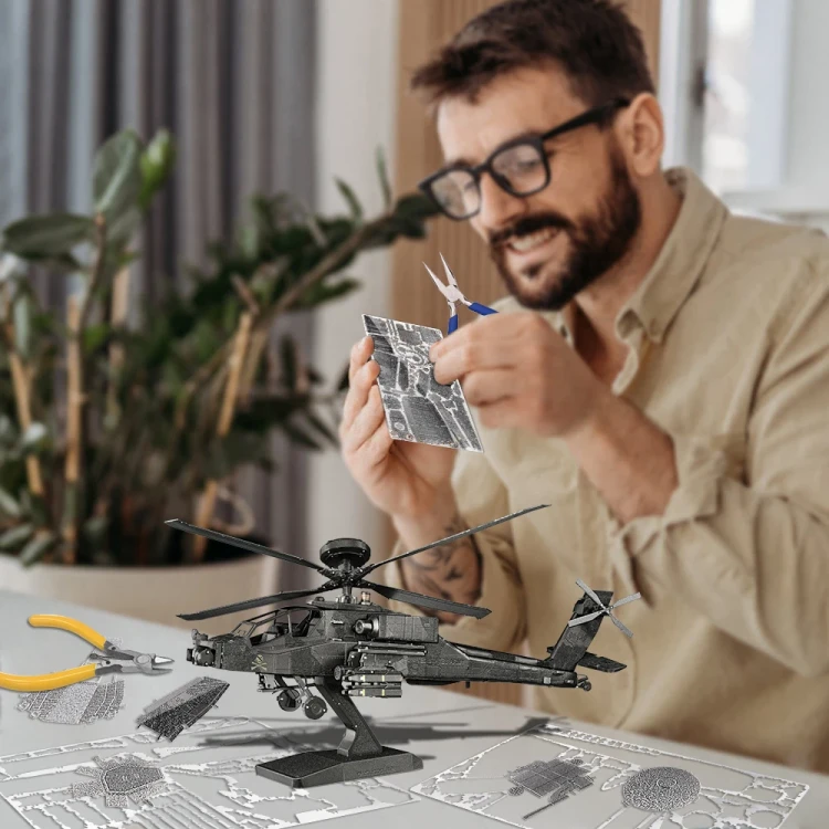 pol_pl_Piececool-Puzzle-Metalowe-Model-3D-Helikopter-AH-64-Apache-1521_3.webp