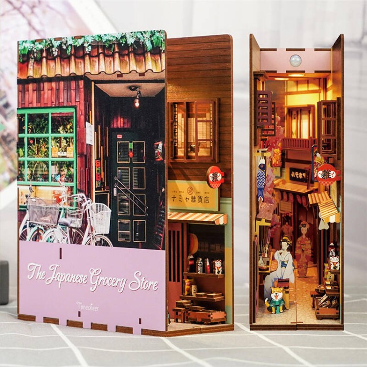 pol_pl_Tonecheer-Skladany-Drewniany-Model-3D-LED-Book-Nook-Japonski-Sklepik-1553_5.jpg