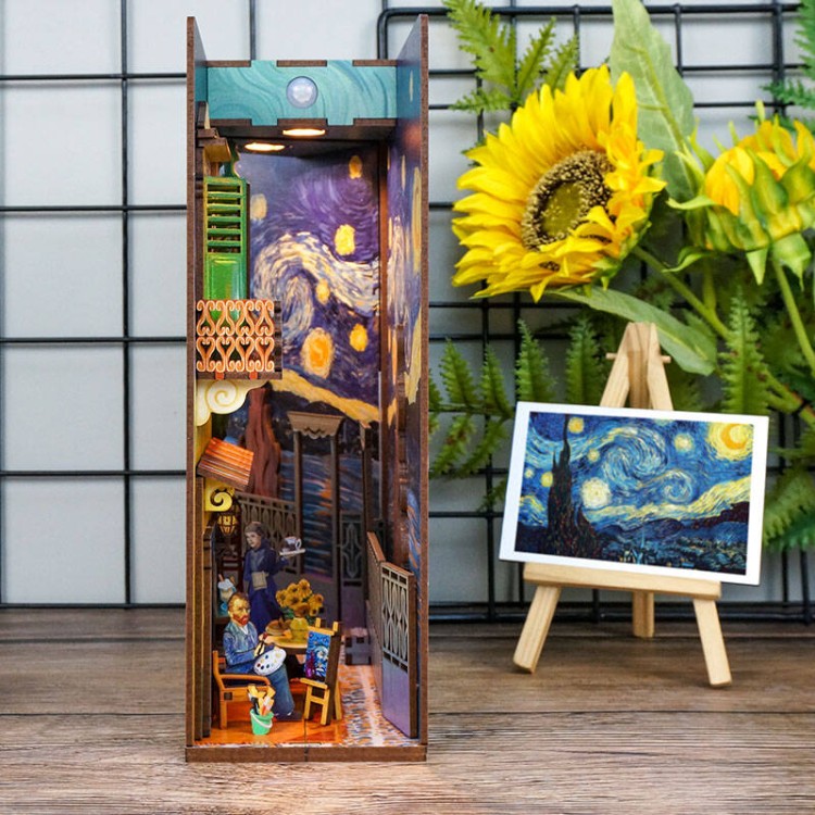 pol_pl_Tonecheer-Skladany-Drewniany-Model-3D-LED-Book-Nook-Swiat-Vincenta-1556_9.jpg