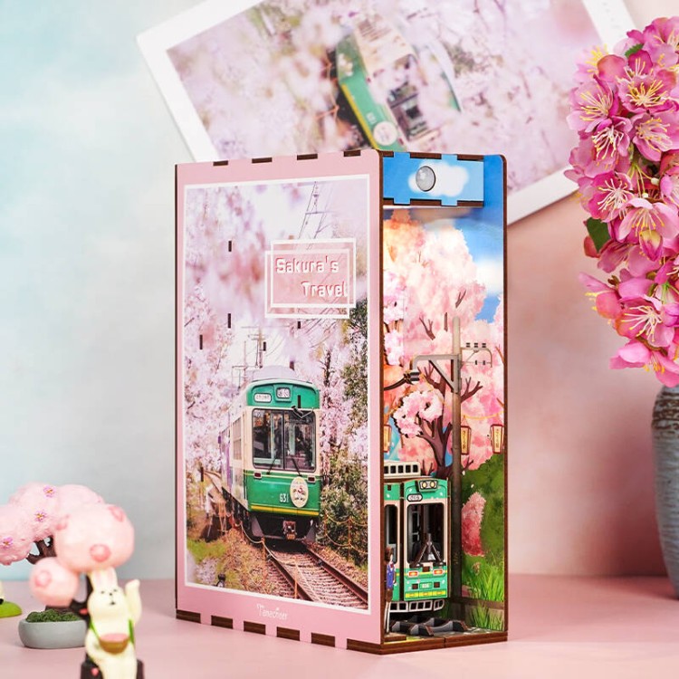 pol_pl_Tonecheer-Skladany-Drewniany-Model-3D-LED-Book-Nook-Sakuras-Travel-1558_7.jpg