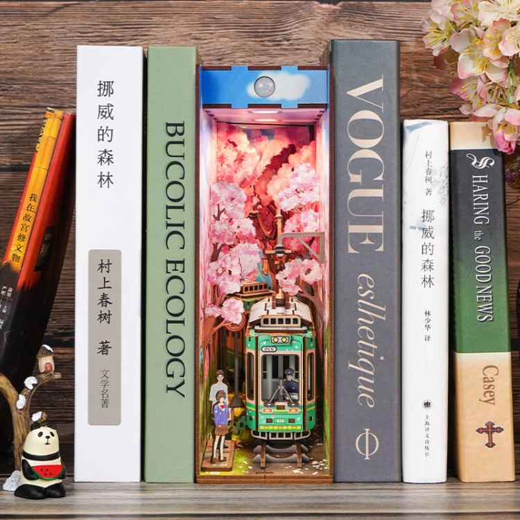 pol_pl_Tonecheer-Skladany-Drewniany-Model-3D-LED-Book-Nook-Sakuras-Travel-1558_8.jpg
