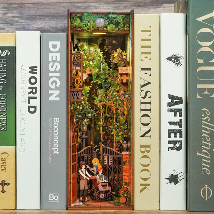 pol_pl_Tonecheer-Skladany-Drewniany-Model-3D-LED-Book-Nook-Tajemniczy-Ogrod-1560_8.jpg