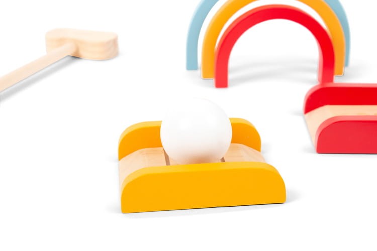 pol_pl_BS-Toys-drewniany-zestaw-do-gry-w-golfa-2240_4.jpg