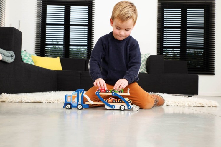 Auto laweta - transporter + 4 autka SCRATCH 