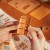 pol_pl_ROBOTIME-Skladany-Drewniany-Model-Puzzle-3D-Ksiegarnia-na-Rogu-1706_7.jpg