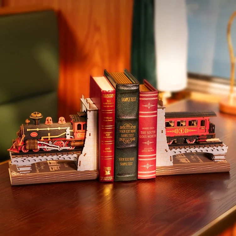 pol_pl_ROBOTIME-Skladany-Drewniany-Model-LED-Book-Nook-Pociag-Stulecia-1742_9.webp