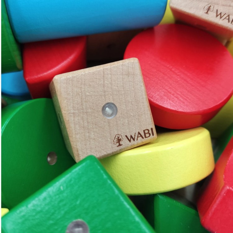 pol_pl_Klocki-Magnetyczne-WABI-Zestaw-Edukacyjny-120-el-tacka-magnetyczna-WABI-Pad-1169_24.jpg
