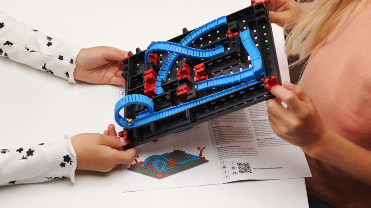 Labirynt---gra-zrecznosciowa-fischertechnik.png
