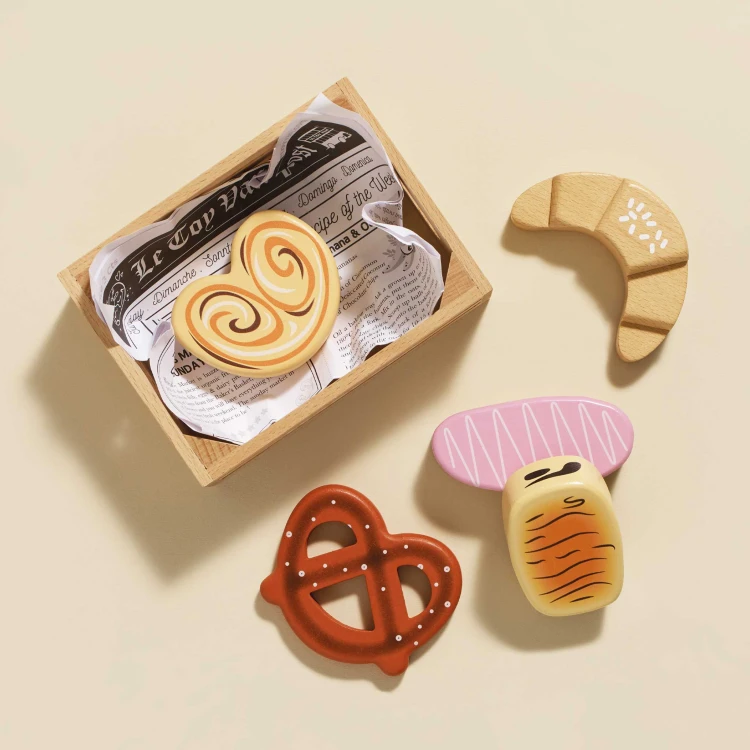 TV187-bakers-basket-crate-wooden-playfood-toy-pastries-pain-chocolat-bread-croissant-buns-eco-market-food-kids-gift-3-.jpg