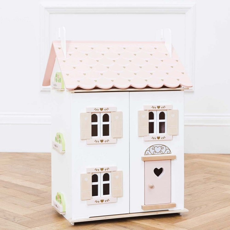 H124-rose-heart-house-pink-white-dolls-house.jpg