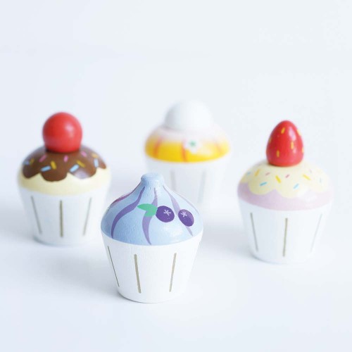 TV331-cupcakes-blueberry-strawberry-chocolate-lemon.jpg