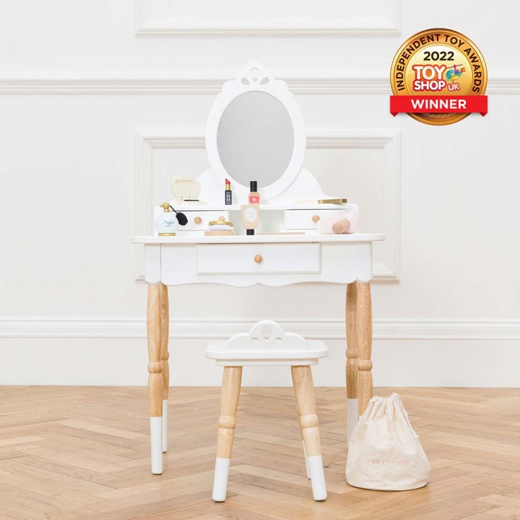 TV607-vanity-table-independent-toy-awards-winner-gold-2022.jpg