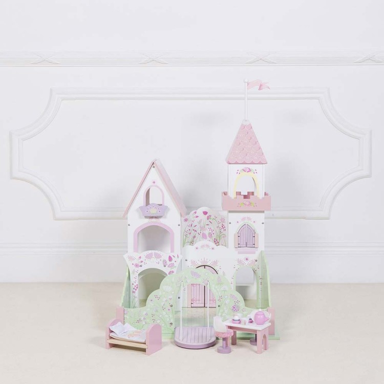 TV641-fairybelle-castle-princess-palace-and-accessories-front.jpg