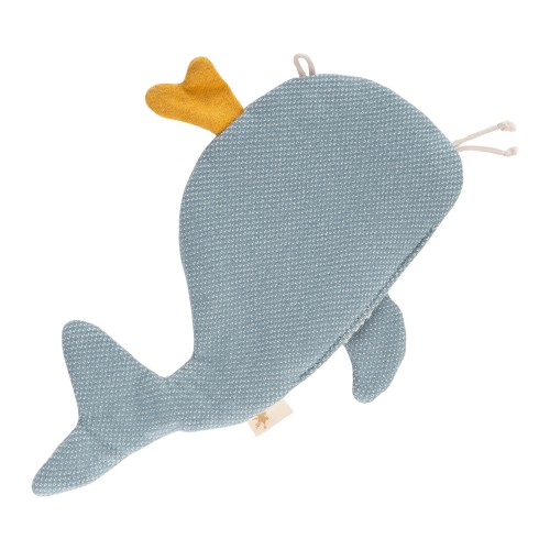 6846de417ad57-rustling-comforter-whale.jpeg