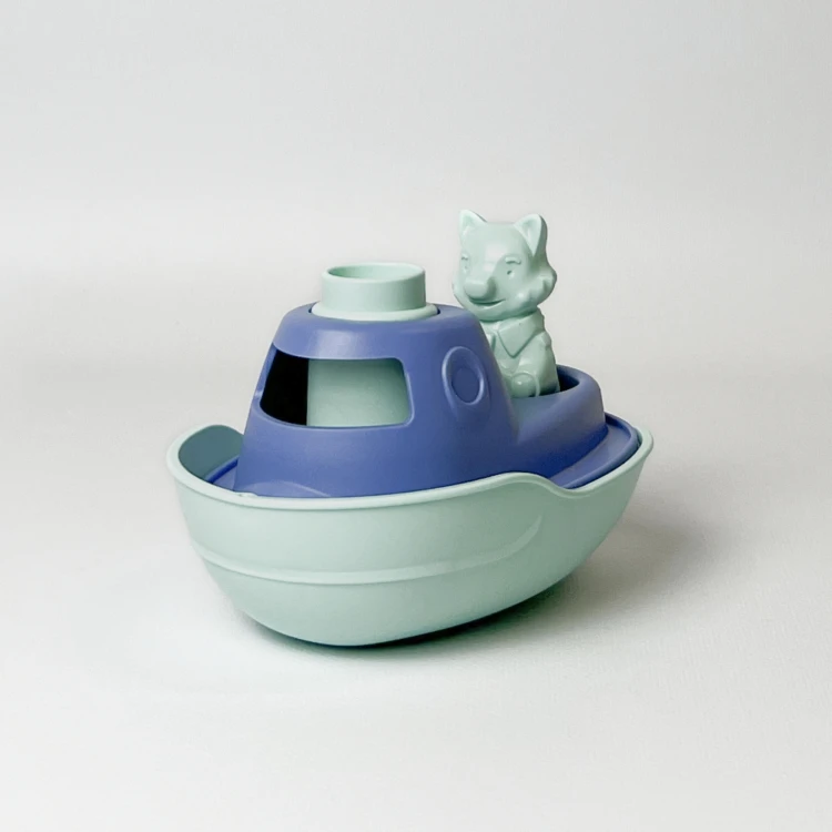 le-jouet-simple-jouet-bain-made-in-france-plastique-recycle-bateau-turquoise-P134-13-1-.jpg