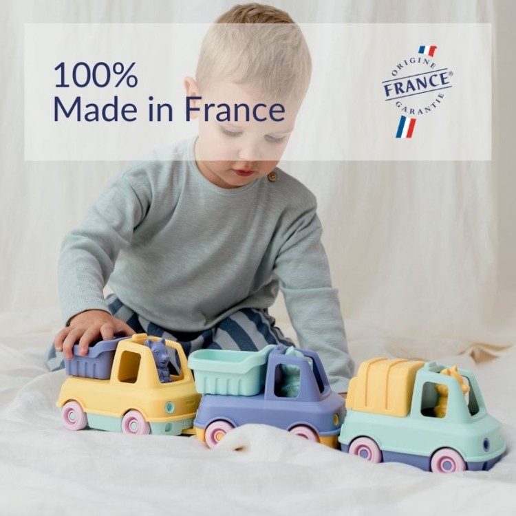 le-jouet-simple-jouet-made-in-france-plastique-recycle-camion-pompier-P141-1-2-.jpg
