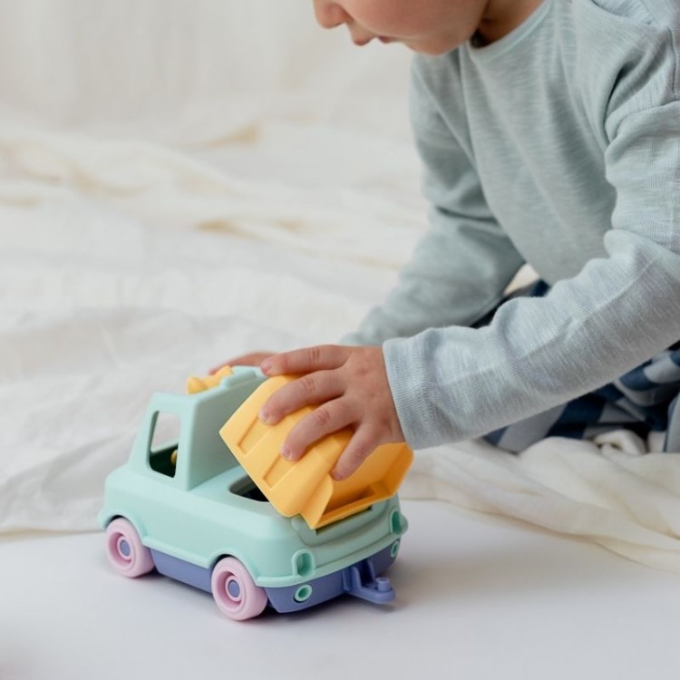 le-jouet-simple-jouet-made-in-france-plastique-recycle-camion-poubelle-P141-3-3-.jpg