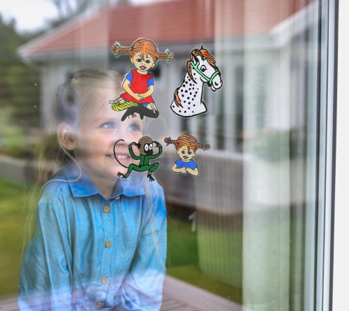 I-44387300-Pippi-Window-Painting.jpg
