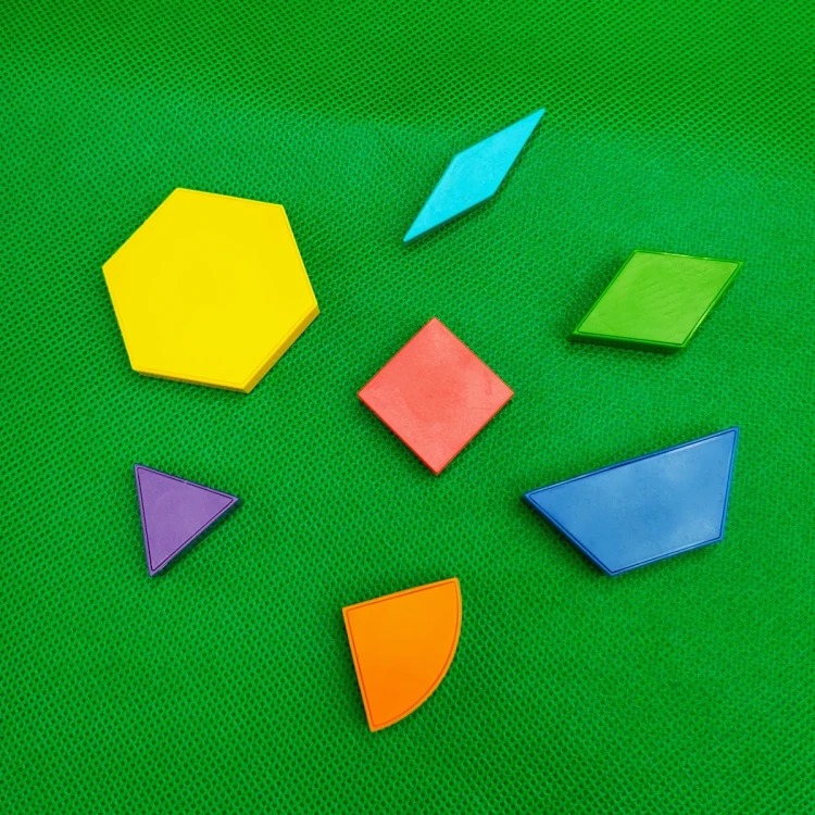 pol_pl_Magnetyczna-mozaika-Tangram-z-tablica-128-el-karty-pracy-1532_6.webp
