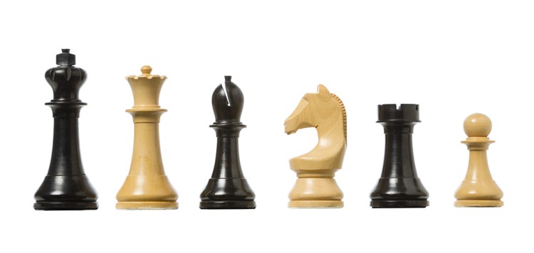e-Pieces%20Official%20FIDE%20Set.jpg