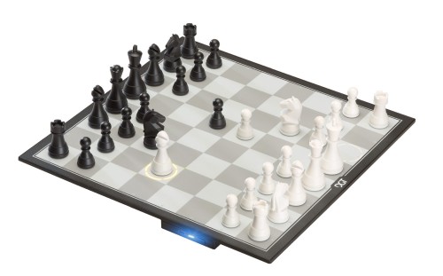 DGT_Pegasus_chess_game.jpg