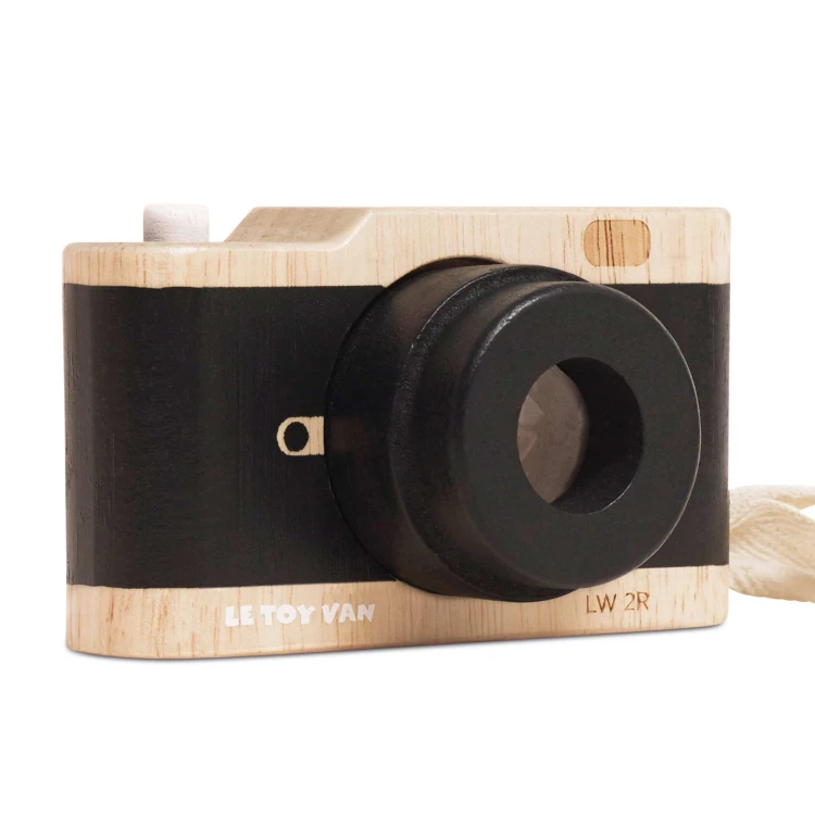 TV115-Retro-Camera-Wooden-Toy-Roleplay-Photo-Black-Wood-FSC-Gift-2-.jpg