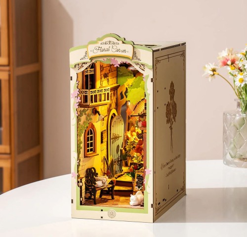 pol_pl_Robotime-Skladany-Kwiaciarnia-Book-Nook-1817_2.jpg